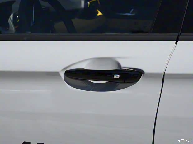 東風(fēng)乘用車 奕炫 2023款 馬赫版 1.5T 自動(dòng)高配版