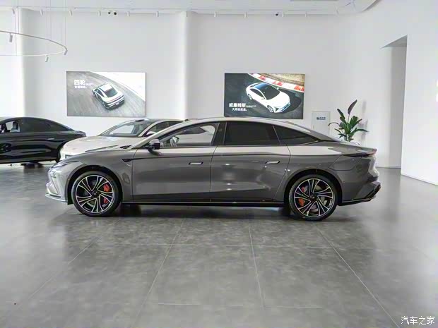 智己汽車 智己L7 2022款 Pro