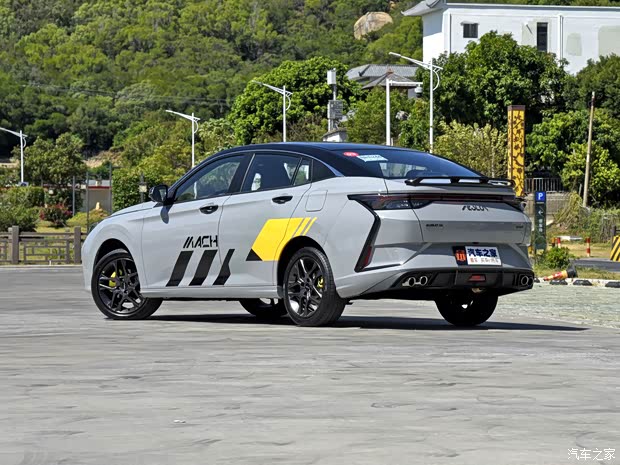 東風(fēng)乘用車 奕炫 2023款 馬赫版 1.5T 自動(dòng)高配版