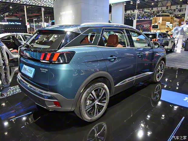 東風(fēng)標(biāo)致 標(biāo)致4008 2021款 400THP 創(chuàng)享版