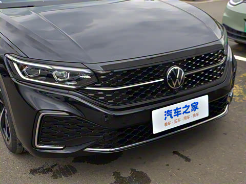 2023款 改款 330TSI 星空豪华版 2023款 改款 330TSI 星空豪华版