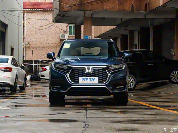 東風(fēng)本田 本田UR-V 2023款 370TURBO 四驅(qū)尊享版