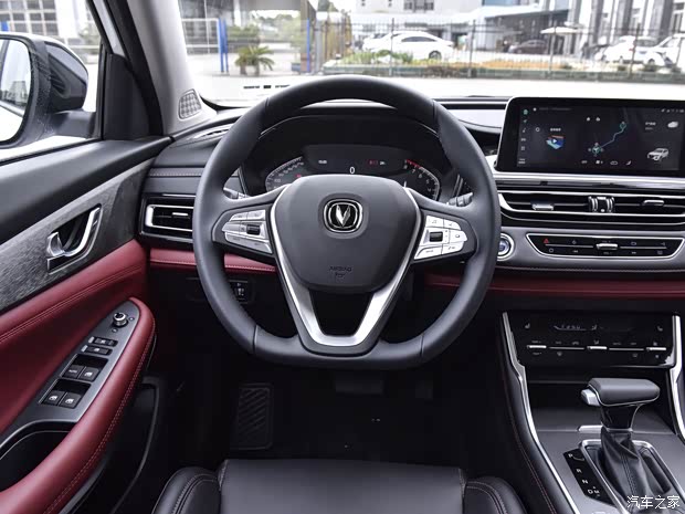 長安汽車 長安CS75 2023款 暢享版 1.5T DCT尊貴版