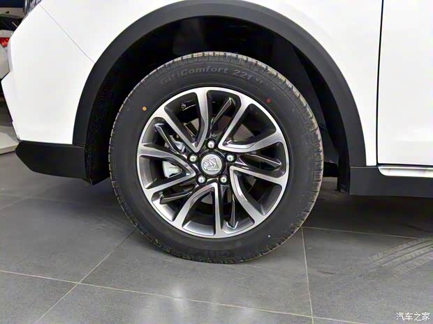 上汽通用五菱 宝骏730 2019款 1.5T CVT旗舰版