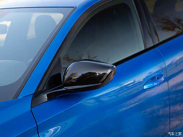 標(biāo)致(進(jìn)口) 標(biāo)致308新能源(進(jìn)口) 2021款 HYBRID