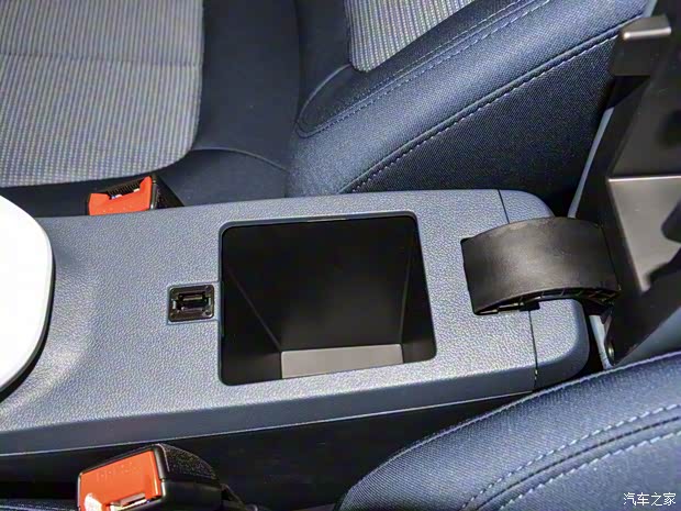 长安汽车 奔奔E-Star 2023款 多彩款 磷酸铁锂