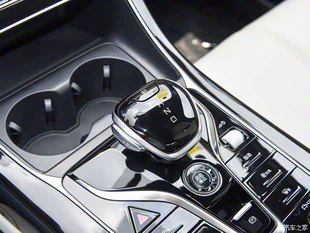 比亚迪 秦PLUS 2023款 冠军版 EV 420KM领先型