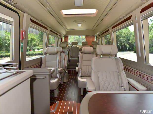 宇通客車 宇通T7 2022款 3.5T汽油定制星宇版35LGTDI