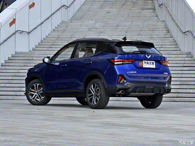 上汽通用五菱 五菱星驰 2022款 1.5T 基本型 上汽通用五菱 五菱星驰 2022款 1.5T 基本型