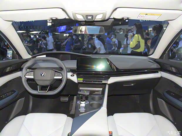 长安汽车 长安UNI-V新能源 2022款 蓝鲸iDD 1.5T 基本型