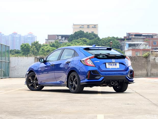 东风本田 思域 2021款 HATCHBACK 220TURBO CVT潮酷控