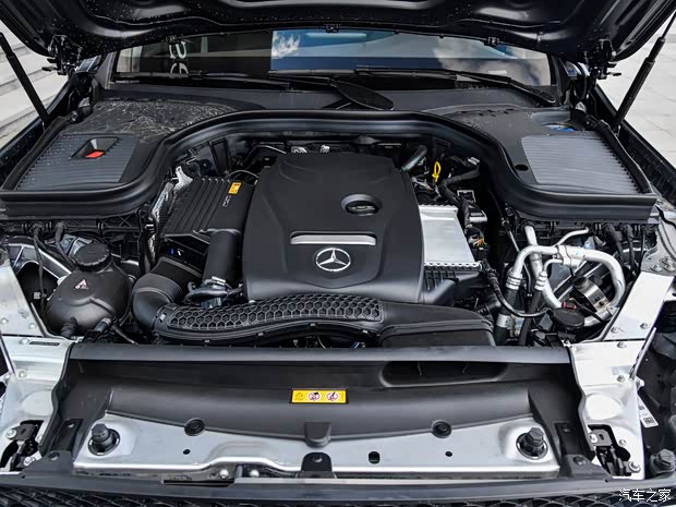 北京奔驰 奔驰GLC 2019款 GLC 260 4MATIC 动感型 北京奔驰 奔驰GLC 2019款 GLC 260 4MATIC 动感型