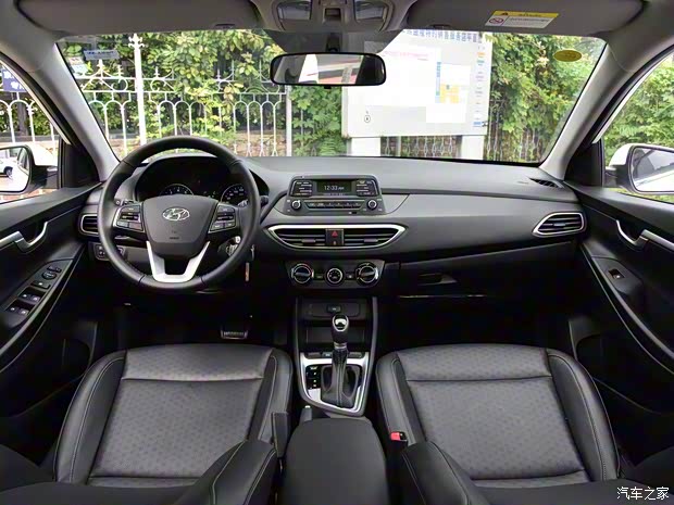 北京现代 逸行 2018款 1.6L 基本型 北京现代 逸行 2018款 1.6L 基本型