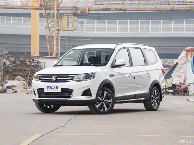 東風(fēng)風(fēng)行 風(fēng)行SX6 2022款 1.6L 手動豪華型-青春版 東風(fēng)風(fēng)行 風(fēng)行SX6 2022款 1.6L 手動豪華型-青春版