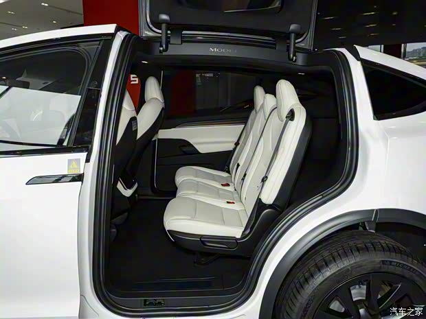 特斯拉（進(jìn)口） Model X 2023款 雙電機(jī)全輪驅(qū)動(dòng)版