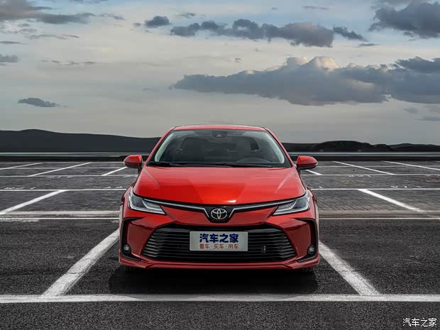 一汽丰田 卡罗拉 2019款 1.2T S-CVT 运动版 一汽丰田 卡罗拉 2019款 1.2T S-CVT 运动版