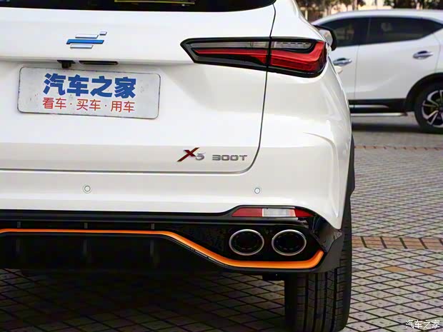 长安汽车 长安欧尚X5 2022款 1.5T DCT飓风音速版