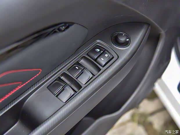 東南汽車 東南DX3 2019款 DX3X 酷綺版