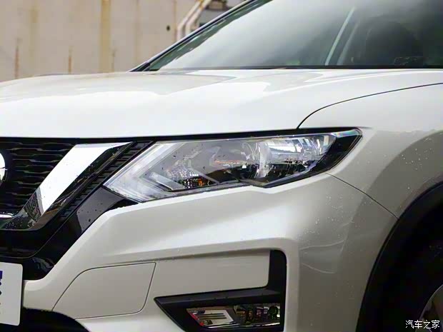 东风日产 奇骏 2021款 2.0L XL ITS 3rows CVT 2WD智联七座舒适版 东风日产 奇骏 2021款 2.0L XL ITS 3rows CVT 2WD智联七座舒适版