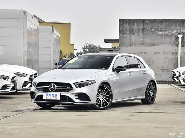 梅賽德斯-AMG 奔馳A級(jí)AMG(進(jìn)口) 2023款 AMG A 35 4MATIC