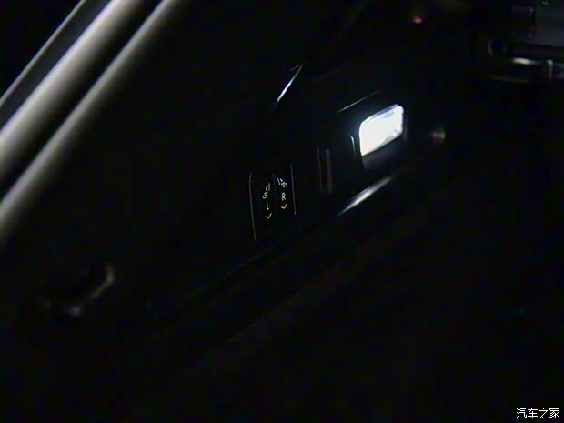 上汽通用凱迪拉克 LYRIQ 2022款 后驅(qū)長續(xù)航豪華版