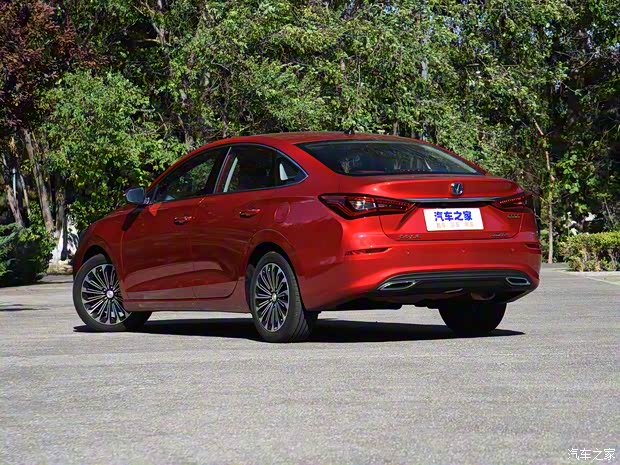 長安汽車 逸動 2019款 藍鯨版 1.4T 自動光速型