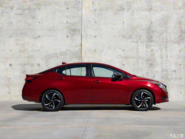 日產(chǎn)(進口) 陽光(海外) 2023款 Versa SR 美國版
