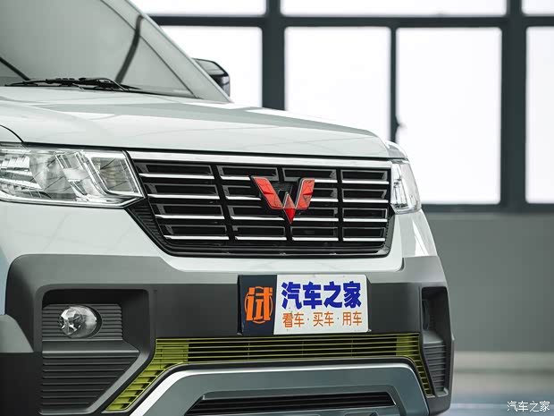 上汽通用五菱 五菱征途 2021款 御寒征途版