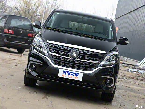 東風(fēng)風(fēng)行 風(fēng)行M7 2022款 領(lǐng)爵款 2.0T 自動侯爵版