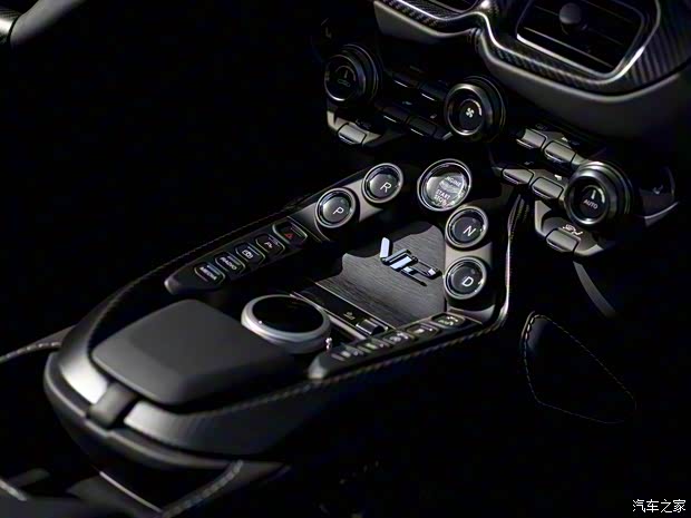 阿斯頓·馬丁 V12 Vantage 2022款 Roadster