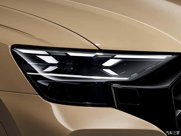 奥迪(进口) 奥迪Q8 2024款 55 TFSI 奥迪(进口) 奥迪Q8 2024款 55 TFSI