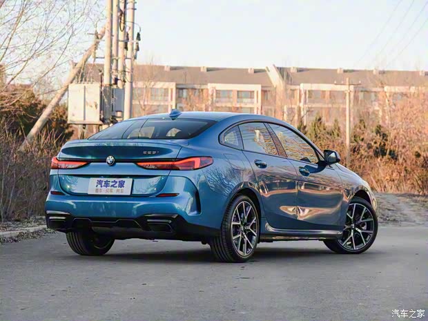 宝马(进口) 宝马2系 2021款 225i 四门轿跑车 M运动曜夜套装Pro 宝马(进口) 宝马2系 2021款 225i 四门轿跑车 M运动曜夜套装Pro