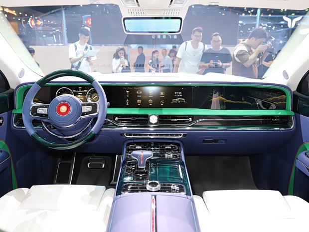 一汽红旗 红旗L5 2023款 4.0T V8 一汽红旗 红旗L5 2023款 4.0T V8