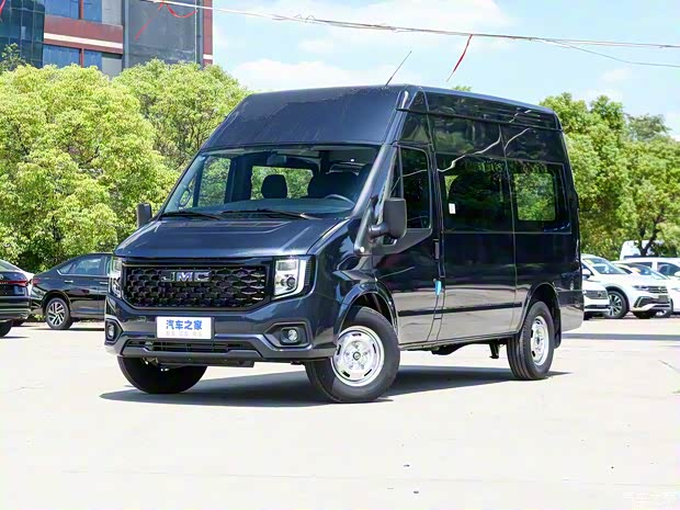 江鈴汽車 江鈴福順 2023款 2.0T 手動(dòng)商務(wù)型營運(yùn)版中軸中高頂9座