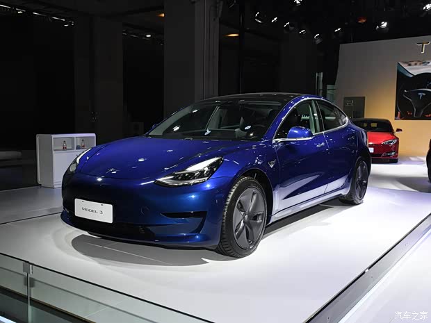 特斯拉中國 Model 3 2019款 標(biāo)準(zhǔn)續(xù)航后驅(qū)升級(jí)版