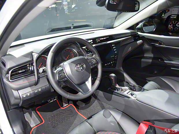 豐田(進(jìn)口) 凱美瑞(海外) 2019款 TRD Sport