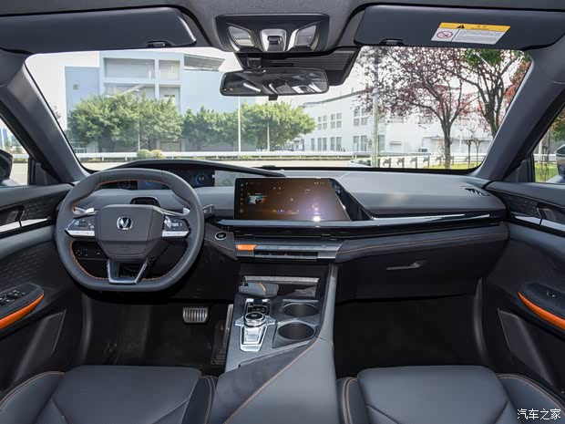 長安汽車 長安UNI-V 2022款 運動版