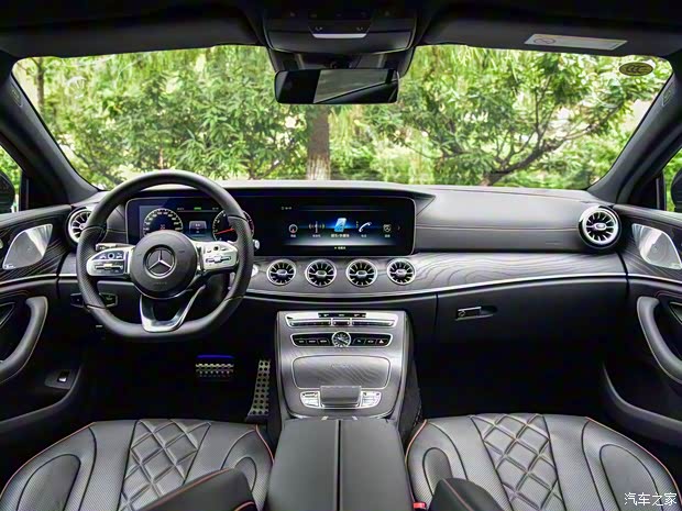 奔馳(進(jìn)口) 奔馳CLS級(jí) 2018款  CLS 350 4MATIC先型特別版