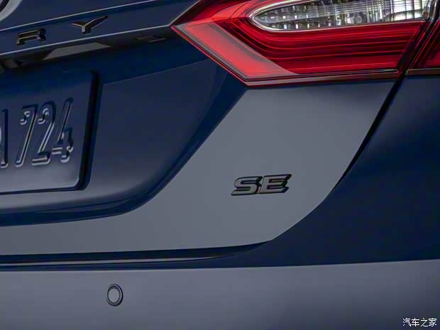 豐田(進口) 凱美瑞(海外) 2023款 SE Nightshade 美國版