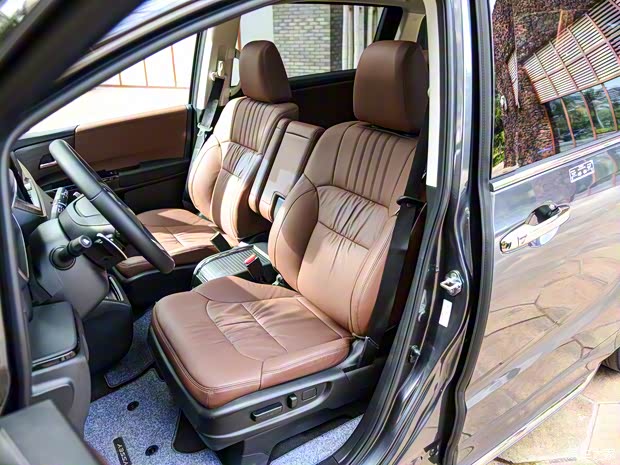 广汽本田 奥德赛 2022款 e:HEV 顶配版