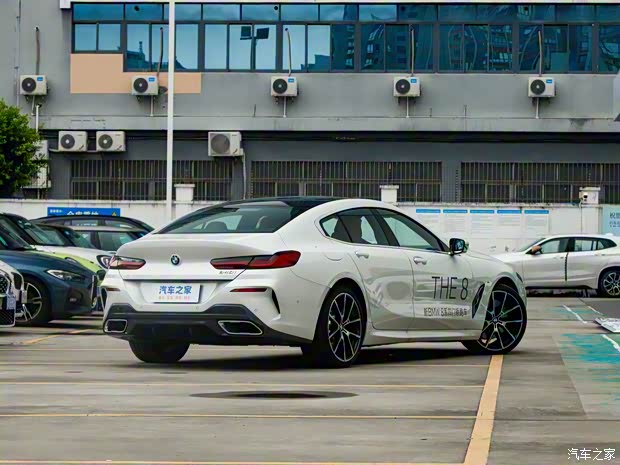 寶馬(進口) 寶馬8系 2022款 840i 四門轎跑車 M運動套裝