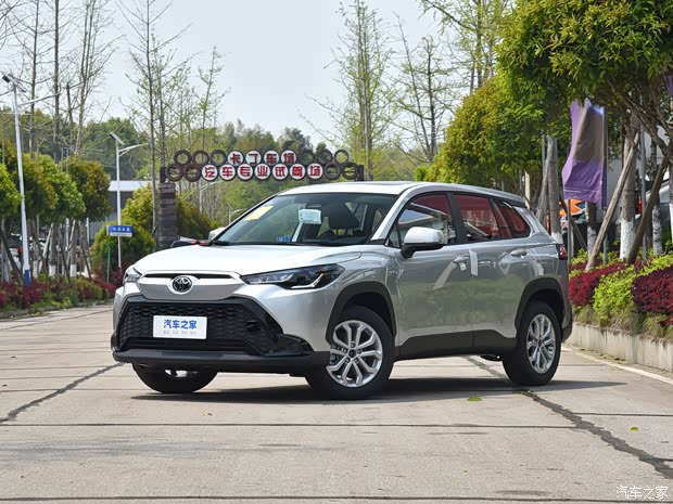 廣汽豐田 鋒蘭達(dá) 2023款 2.0L CVT領(lǐng)先版