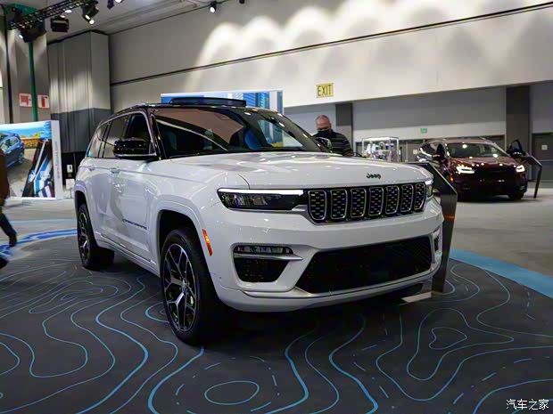 Jeep(进口) 大切诺基新能源(进口) 2022款 Summit Reserve 4xe 美国版 Jeep(进口) 大切诺基新能源(进口) 2022款 Summit Reserve 4xe 美国版