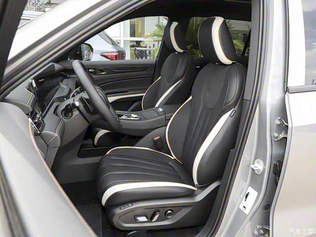 江鈴福特 領(lǐng)裕 2023款 EcoBoost 225 尊領(lǐng)型PLUS SE版 7座(2/2/3) 江鈴福特 領(lǐng)裕 2023款 EcoBoost 225 尊領(lǐng)型PLUS SE版 7座(2/2/3)