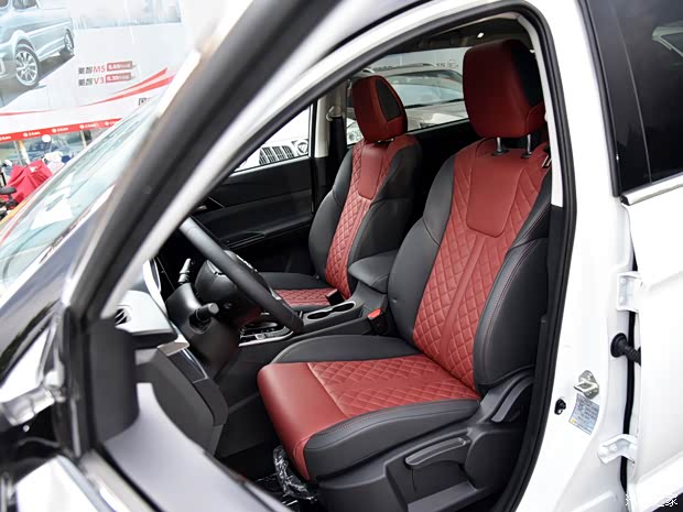 东风风行 风行T5 2021款 1.5T 自动豪华型