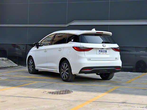 比亞迪 宋MAX新能源 2019款 DM 1.5T 智聯(lián)致耀型 7座 國VI