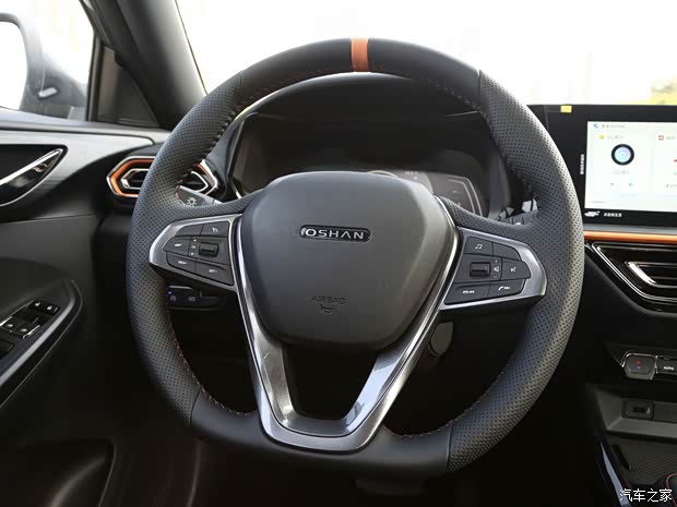 长安汽车 长安欧尚X5 2022款 1.5T DCT旋风冲锋版