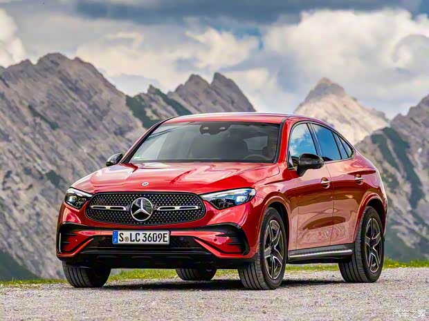 奔馳(進(jìn)口) 奔馳GLC轎跑新能源 2023款 GLC 400e 轎跑SUV 奔馳(進(jìn)口) 奔馳GLC轎跑新能源 2023款 GLC 400e 轎跑SUV