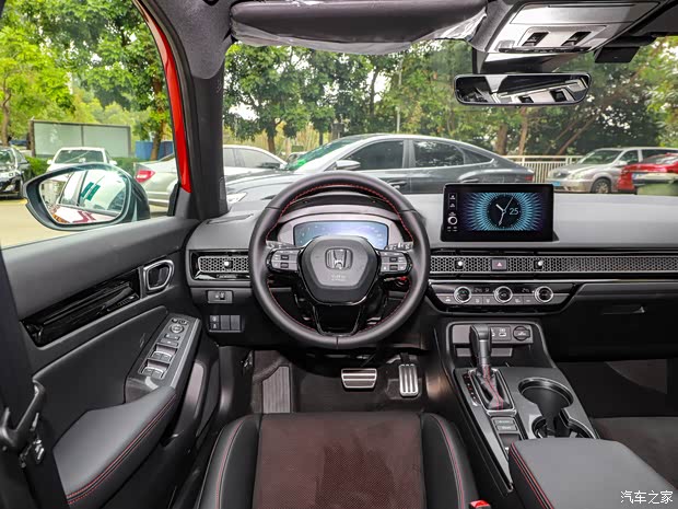 東風本田 思域 2023款 HATCHBACK 240TURBO CVT高配版