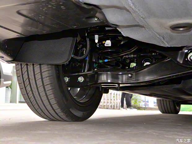 东风悦达起亚 K5凯酷 2020款 270T CVVD 豪华版 东风悦达起亚 K5凯酷 2020款 270T CVVD 豪华版